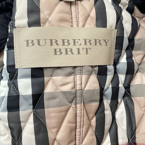 Burberry Diamond Quilted Nylon Coat!!!! - Picture 12 of 13